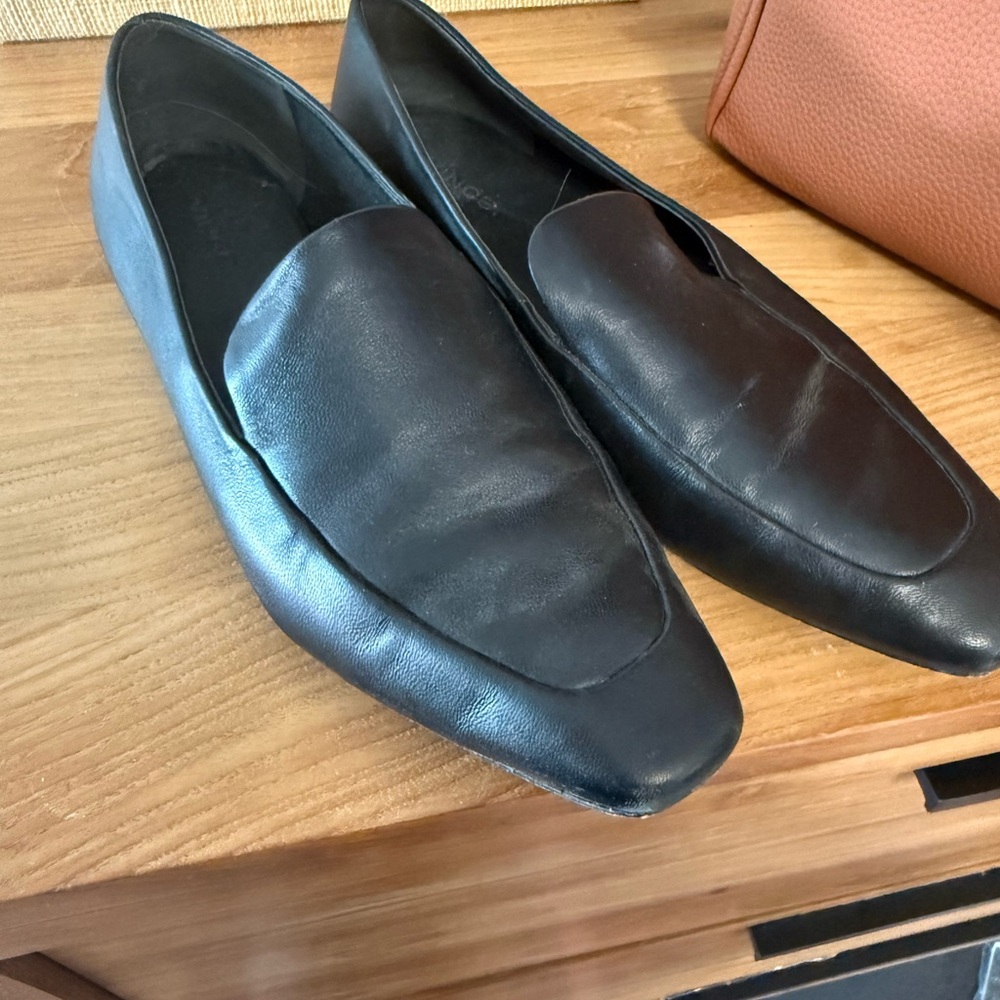 Vince Women’s leather loafers